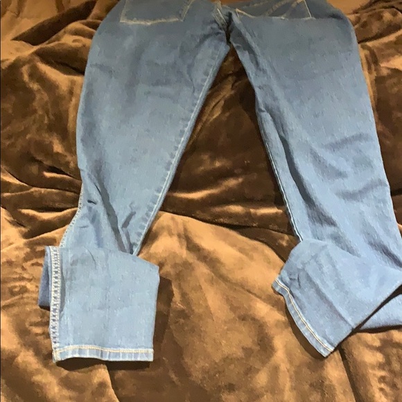 Denim Jean - Picture 5 of 5